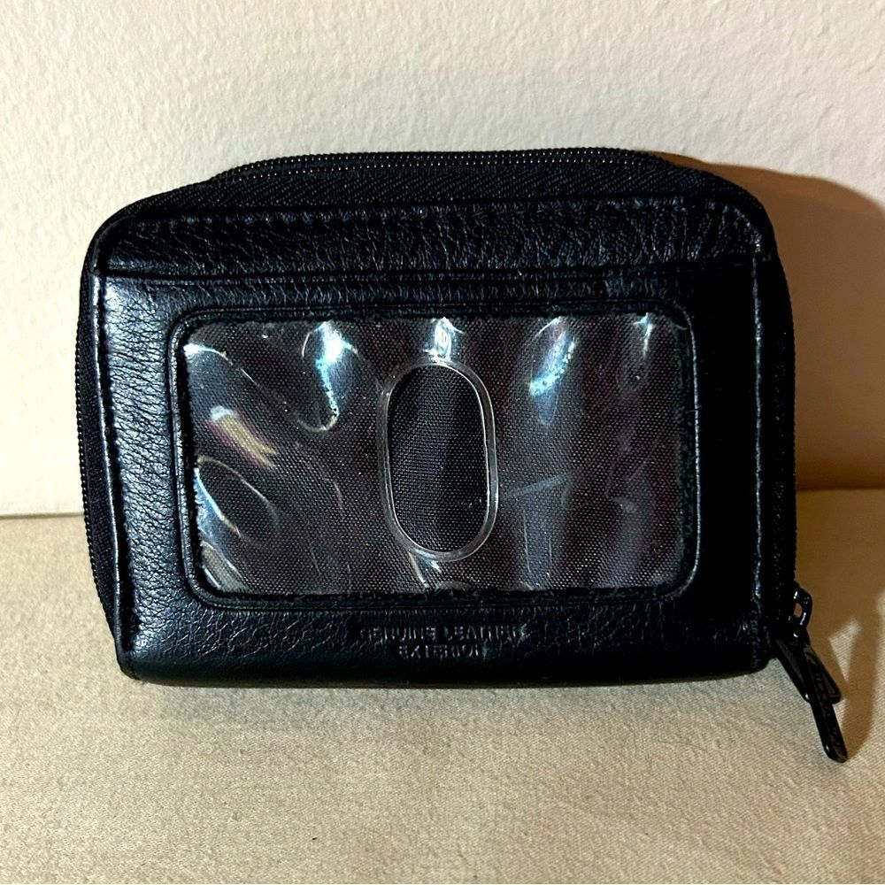 Buxton Black Leather Zip Around Organizer Wallet Coin Purse 2 Separate Sections